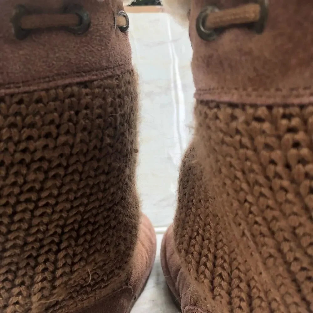 Bearpaw Constance Brown Sheepskin Tan Suede Wool Mid Calf Knit Boot Poms 10